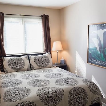 Huron River Guest House Ан Арбър Екстериор снимка